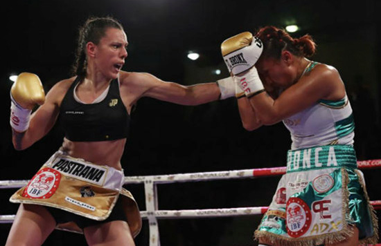 Joana Pastrana suma su tercer título mundial de peso mínimo