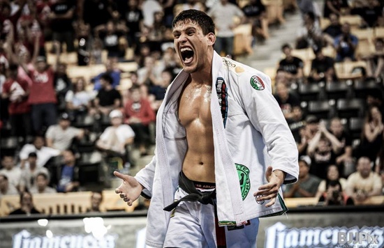 Felipe Pena